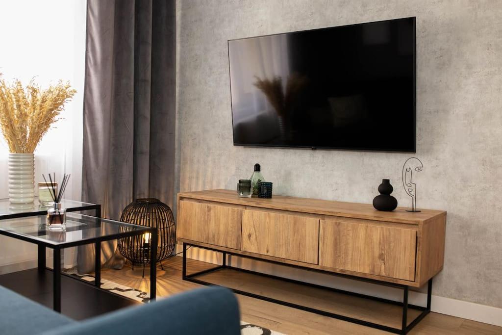 Blue Moon. Cozy Apartment Near Iulius Mall Κλουζ-Ναπόκα Εξωτερικό φωτογραφία